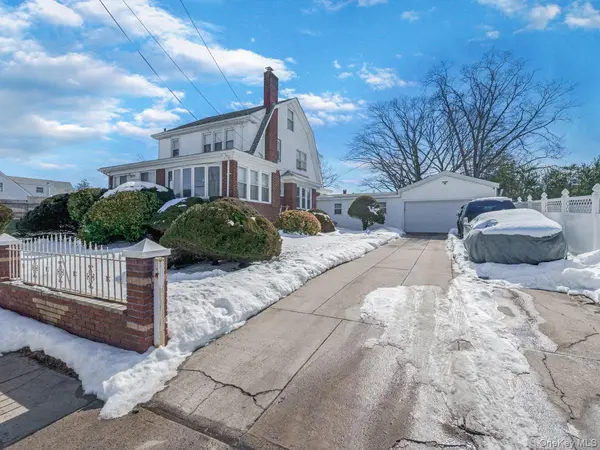 2721 Coldspring RD, Far Rockaway, NY 11691