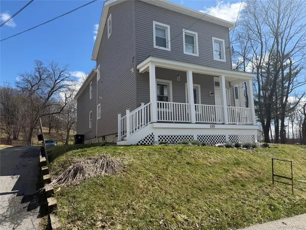 155 N Clinton ST #1, Poughkeepsie, NY 12601