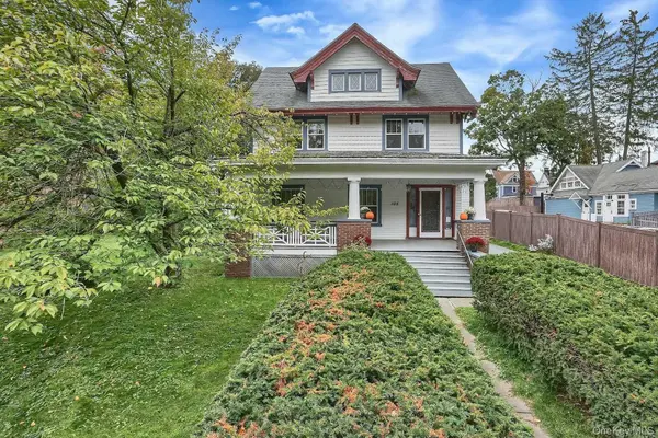 105 Hooker AVE, Poughkeepsie, NY 12601