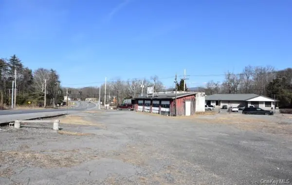 1104 State Route 28, Kingston, NY 12401