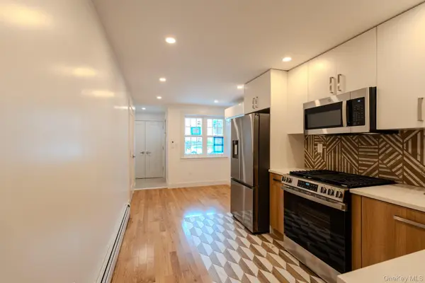 982 E 106th ST, Brooklyn, NY 11236