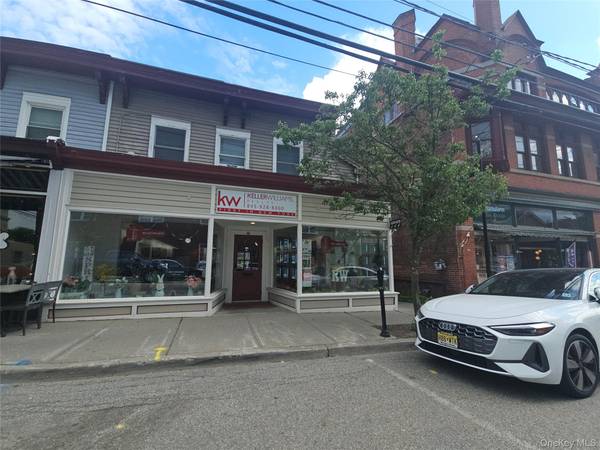 46 Main ST, Warwick, NY 10990