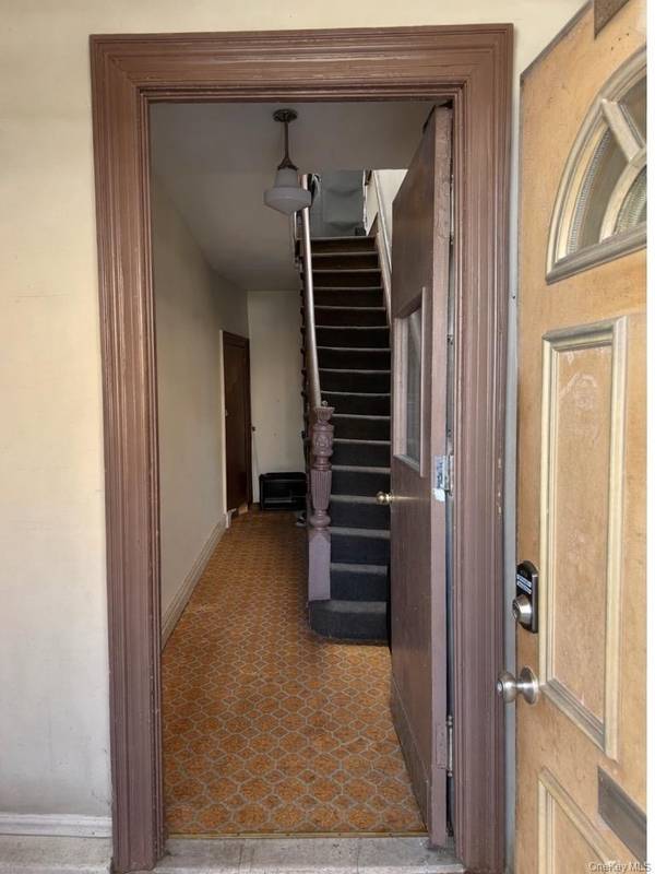 1839 Matthews AVE, Bronx, NY 10462