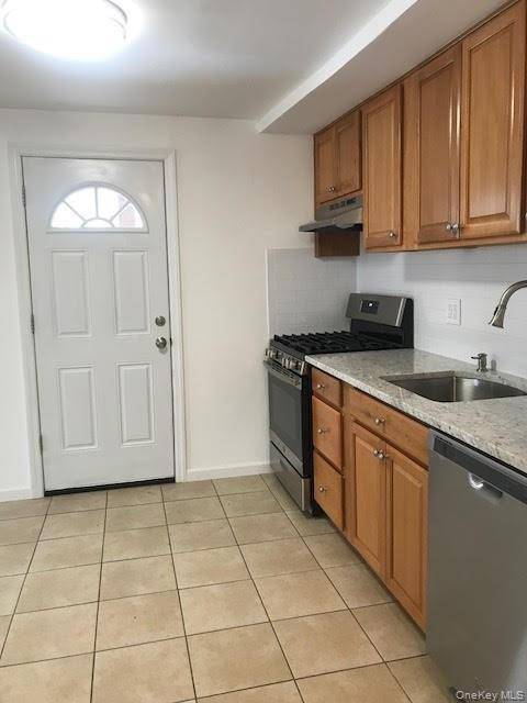 93 Main ST, Garnerville, NY 10923