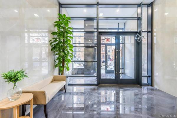 134-11 Franklin AVE #6F, Flushing, NY 11355