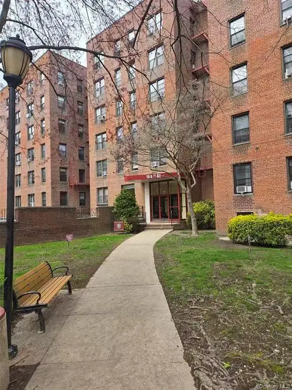 15010 71st AVE #6J, Flushing, NY 11367