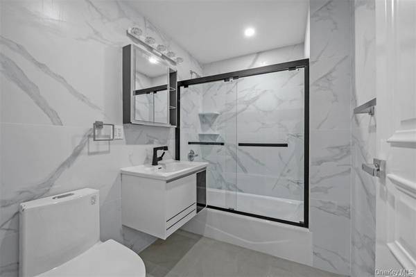 140-03 32nd AVE, Flushing, NY 11354