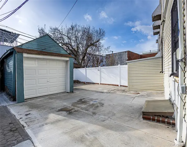 132-16 Hillside AVE, Richmond Hill, NY 11418