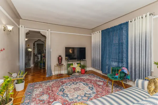 35-30 73rd ST #2B, Jackson Heights, NY 11372