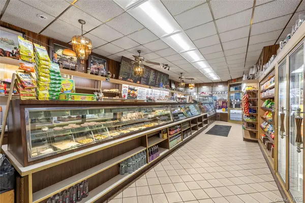 94-12 Jamaica AVE, Woodhaven, NY 11421