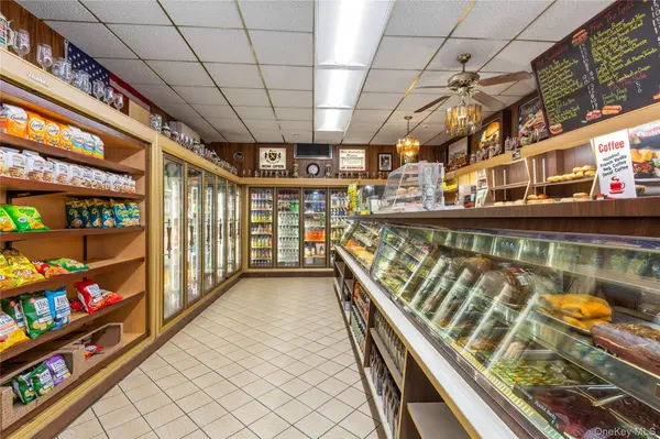 94-12 Jamaica AVE, Woodhaven, NY 11421