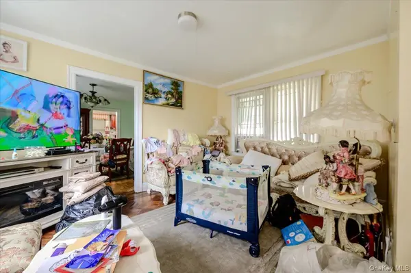 14019 Foch BLVD, Jamaica, NY 11436