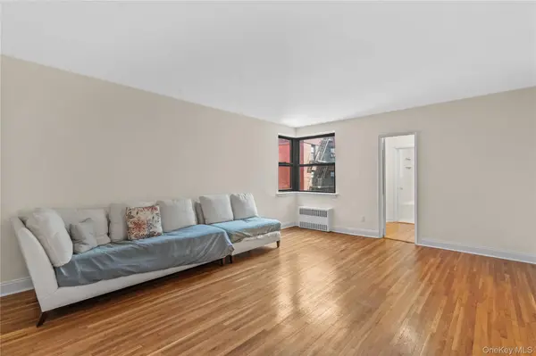 142 Garth RD #4Q, Scarsdale, NY 10583