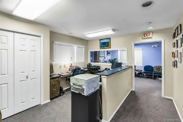 127 N Ocean AVE, Patchogue, NY 11772