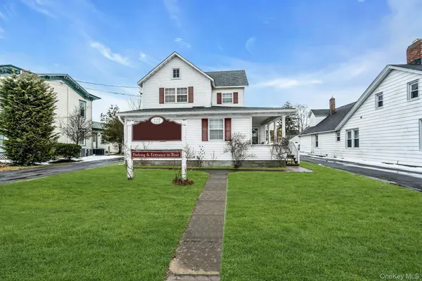 127 N Ocean AVE, Patchogue, NY 11772