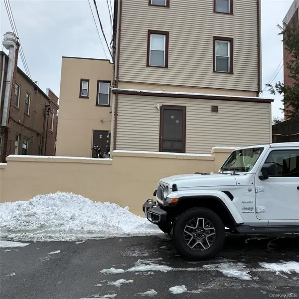 33 Park AVE, Suffern, NY 10901