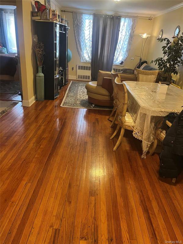 150-15 72nd RD #1D, Flushing, NY 11367