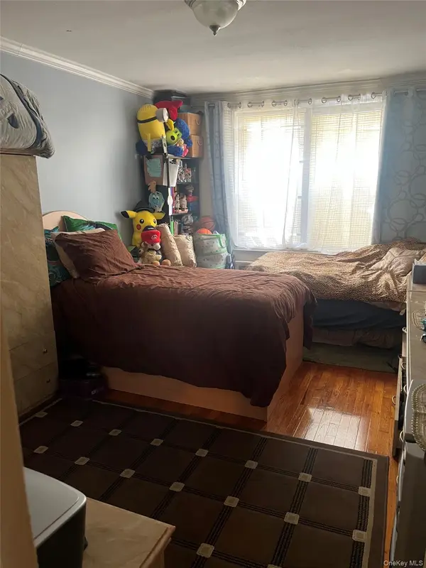 150-15 72nd RD #1D, Flushing, NY 11367