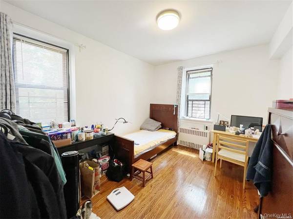 11219 34th AVE #F, Corona, NY 11368