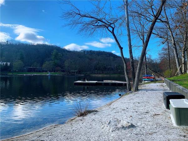 Sepasco Lake RD, Rhinebeck, NY 12572