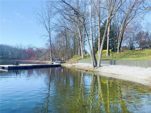 Sepasco Lake RD, Rhinebeck, NY 12572