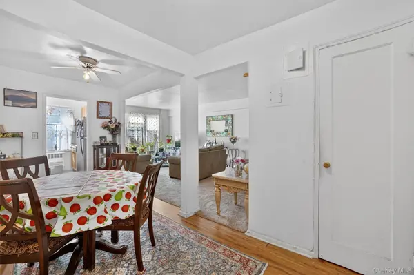 2 Fisher DR #318, Mount Vernon, NY 10552