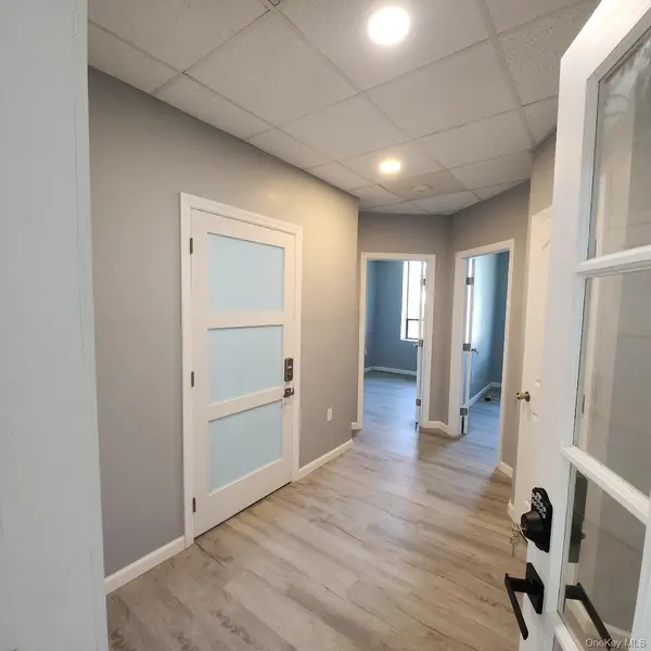 250 Patchogue Yaphank RD #Suite 4, East Patchogue, NY 11772