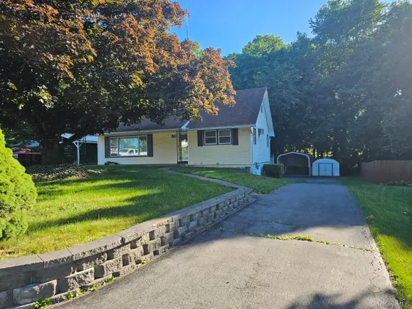 15 Scotchtown PL, Middletown, NY 10941