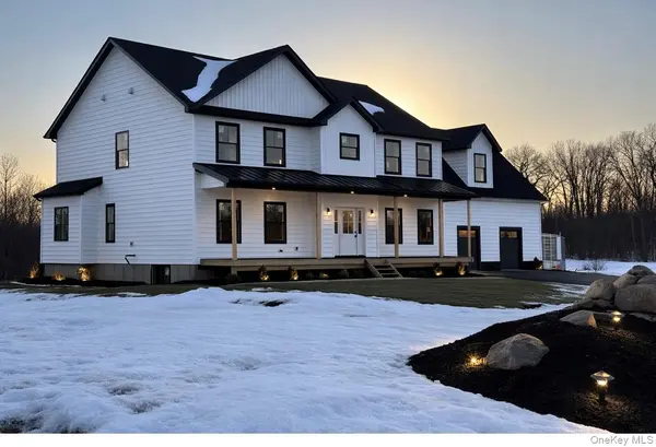 10 Wells Sweep LN, Chester, NY 10918