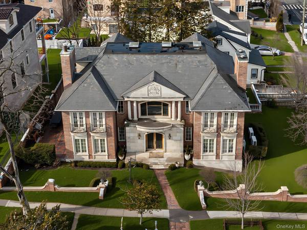 Address not disclosed, Jamaica, NY 11432