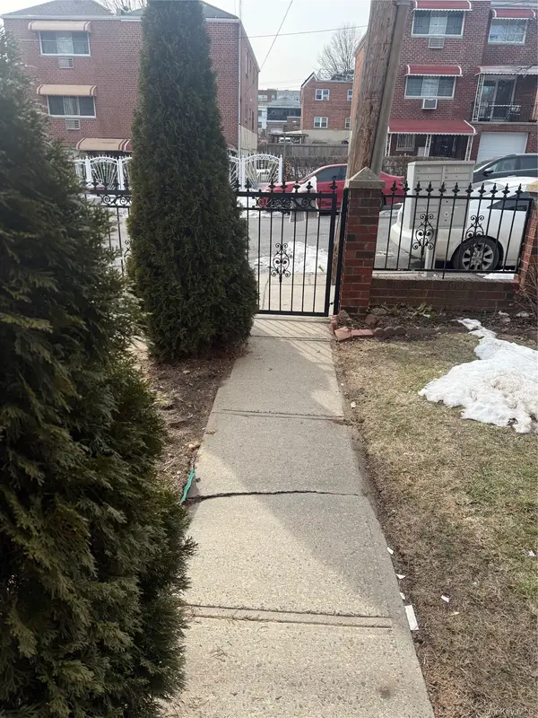 3550 Palmer AVE #2, Bronx, NY 10466