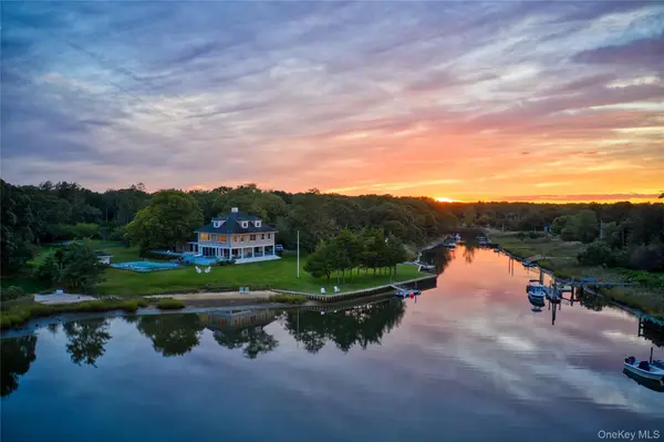 11 Bay RD, Quogue, NY 11959