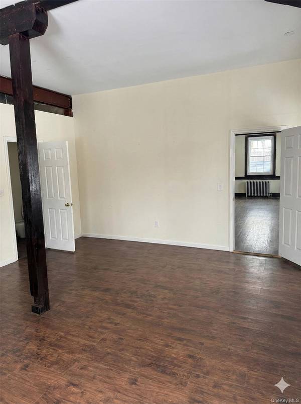2330 State Route 32 #3, New Windsor, NY 12553