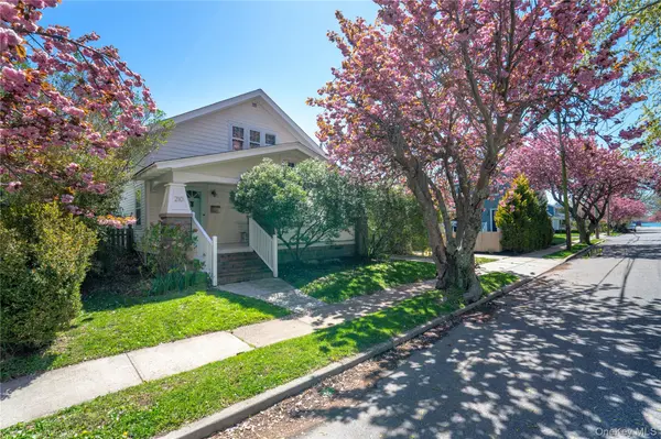 210 5th ST, Greenport, NY 11944