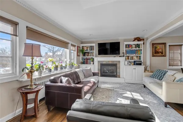 65-31 Fitchett ST, Rego Park, NY 11374