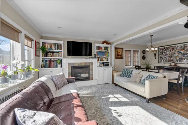 65-31 Fitchett ST, Rego Park, NY 11374