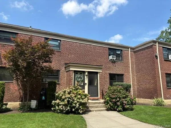 21947 74th AVE #A1, Oakland Gardens, NY 11364