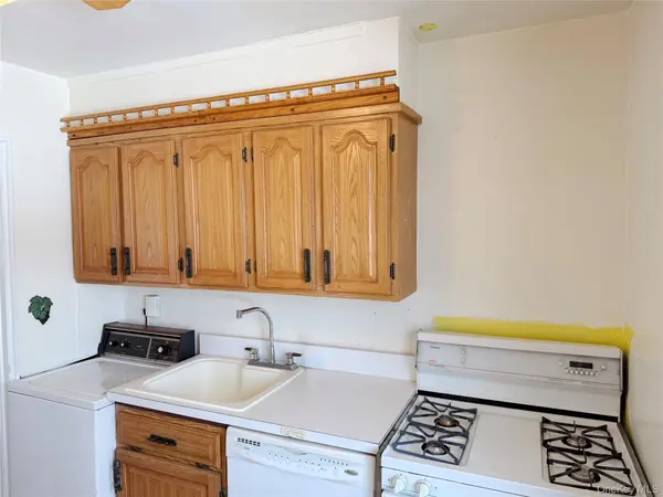 13-16 212th ST #Upper, Bayside, NY 11360