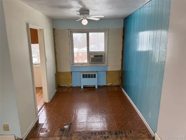 13-16 212th ST #Upper, Bayside, NY 11360