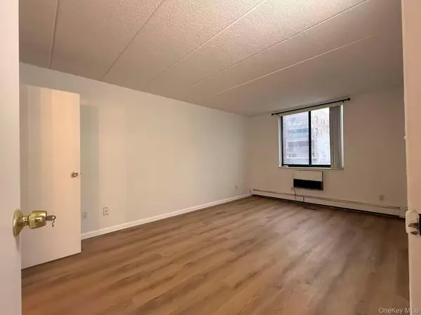 136-24 Maple AVE #3B, Flushing, NY 11355