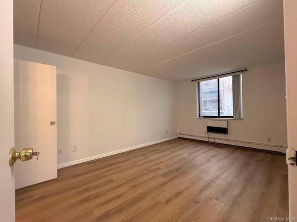 136-24 Maple AVE #3B, Flushing, NY 11355