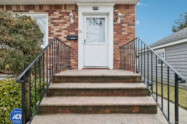 174 Bellmore ST, Floral Park, NY 11001