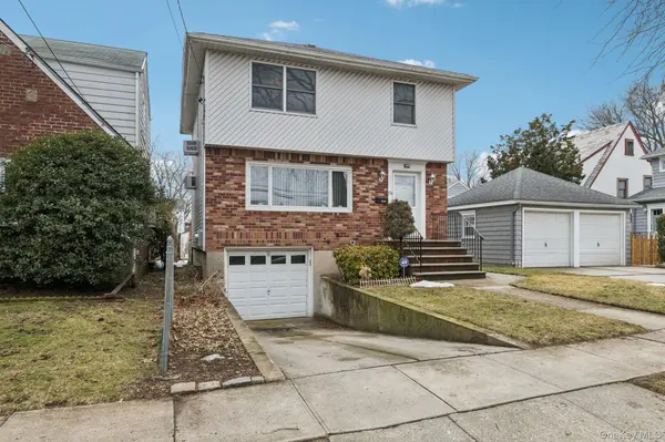 174 Bellmore ST, Floral Park, NY 11001