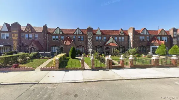 115-78 222nd ST, Cambria Heights, NY 11411