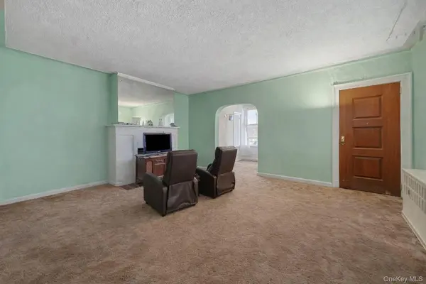 2335 Yates AVE, Bronx, NY 10469