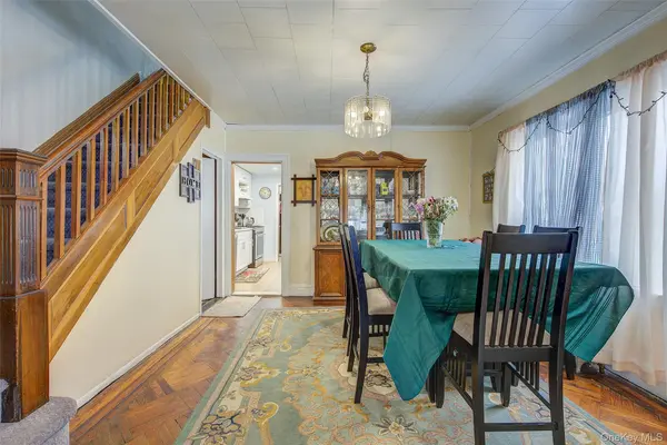 8931 220th ST, Queens Village, NY 11427