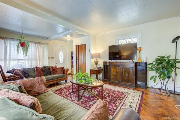 8931 220th ST, Queens Village, NY 11427