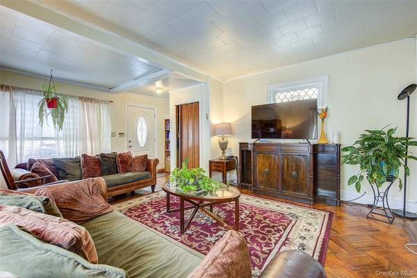 8931 220th ST, Queens Village, NY 11427