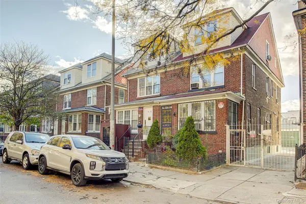 3528 93rd ST, Jackson Heights, NY 11372