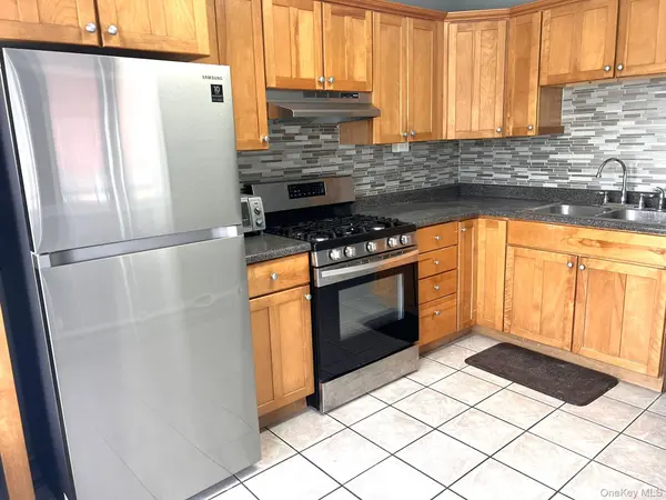 2 Raymond AVE #3C, Poughkeepsie, NY 12603